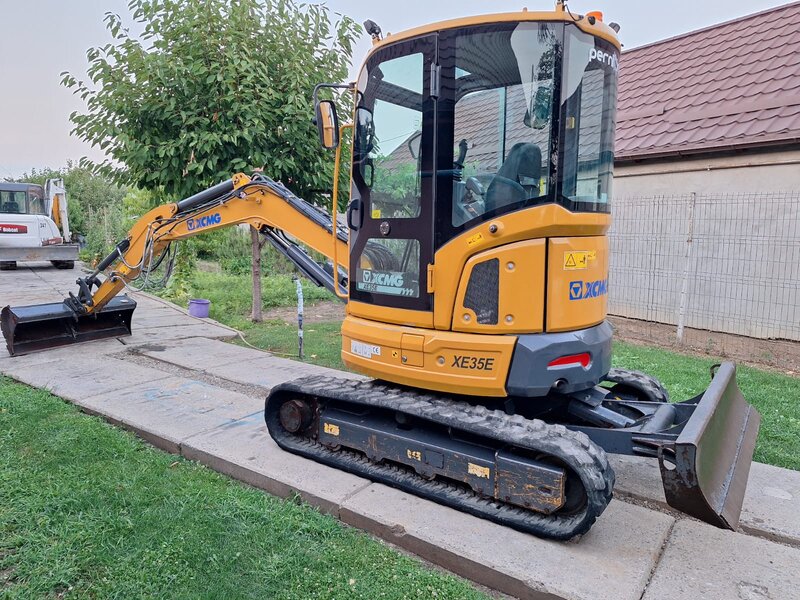 Miniexcavator Bobcat 341
