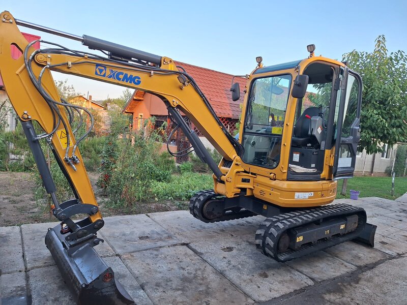 Miniexcavator Bobcat 341